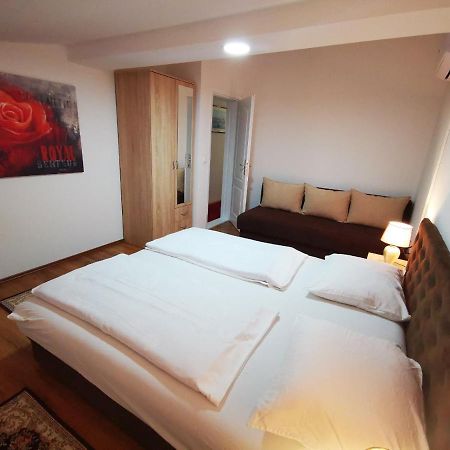 Private Riverside Villa Silvia Mostar Exterior foto